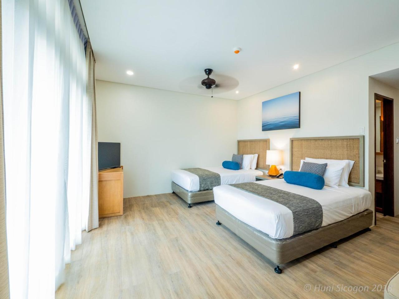 Hotel Huni Sicogon Carles Esterno foto